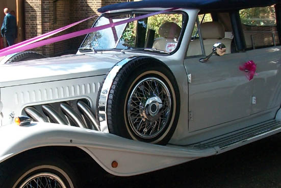 Coalville Beauford Wedding Car