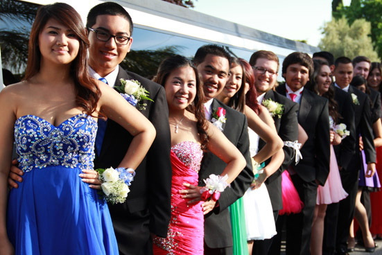 School Prom Limo Hire Coalville School Prom Limo Hire Coalville